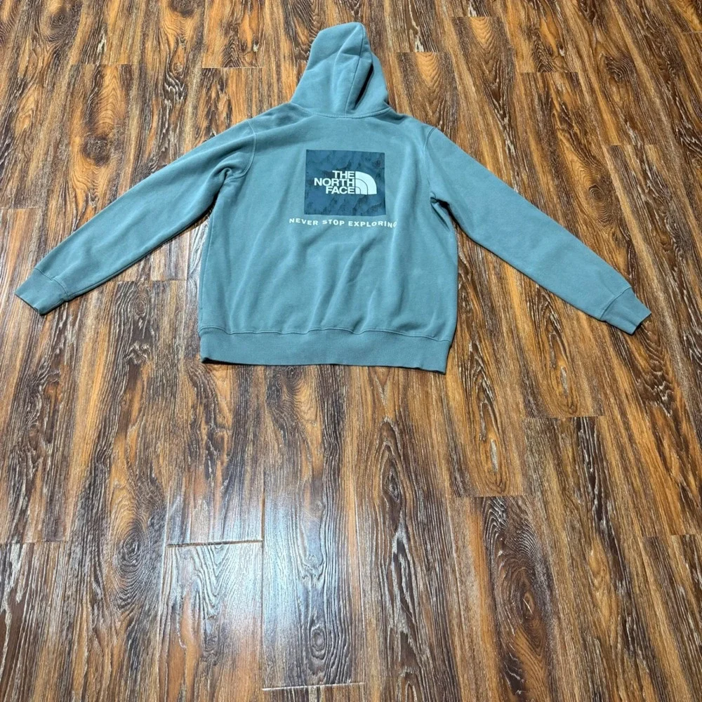 The North Face Mens Green Never Stop Exploring Graphic Box Logo Hoodie L